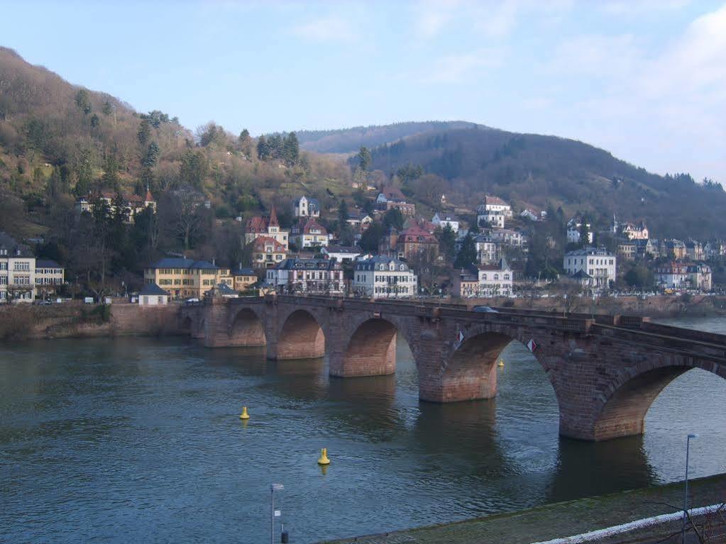 Vier Jahreszeiten Heidelberg Buitenkant foto